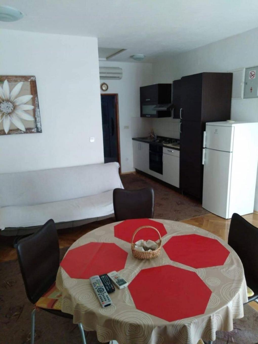Apartments Vale - 450M To The Beach Vodice Kültér fotó
